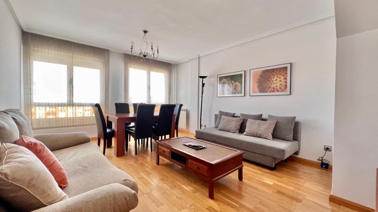 Appartamento Housingleon - Conde Duplex Con Garaje Gratuito Esterno foto